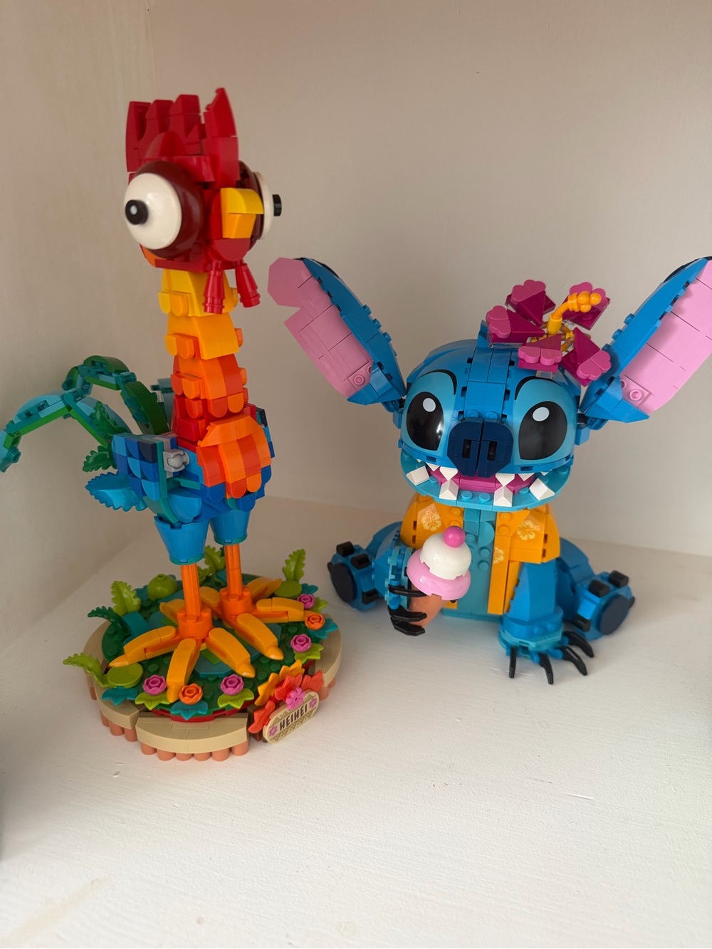 USED LEGO - Stitch and HeiHei